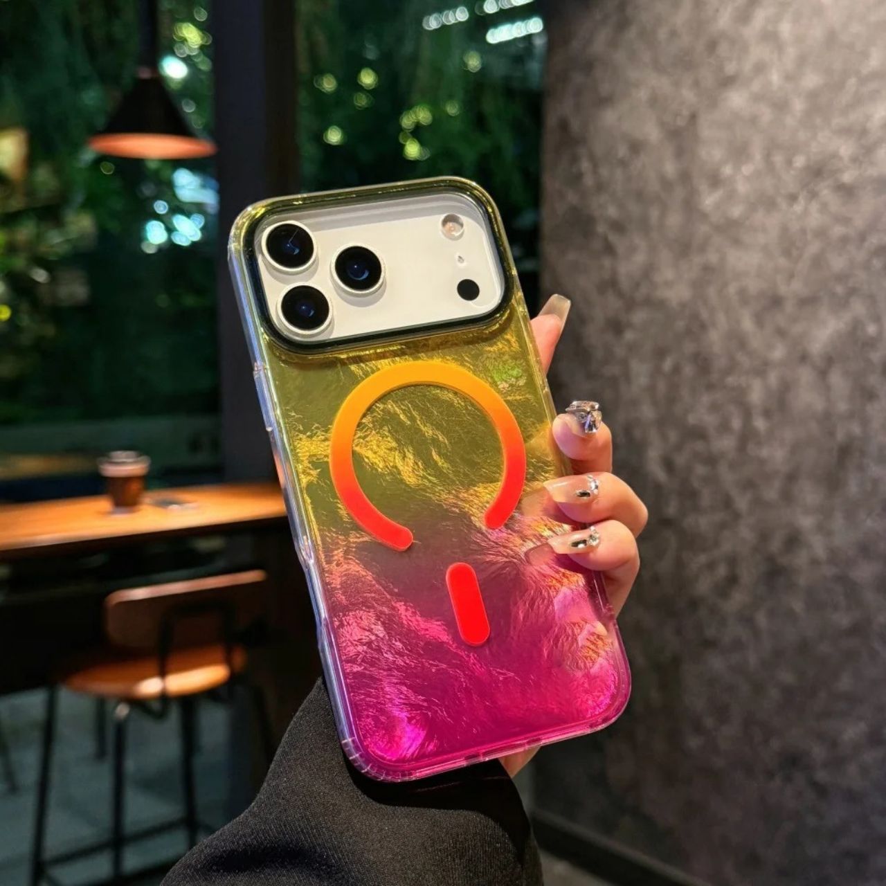 NOVAGEAR IceGlacier MagSafe