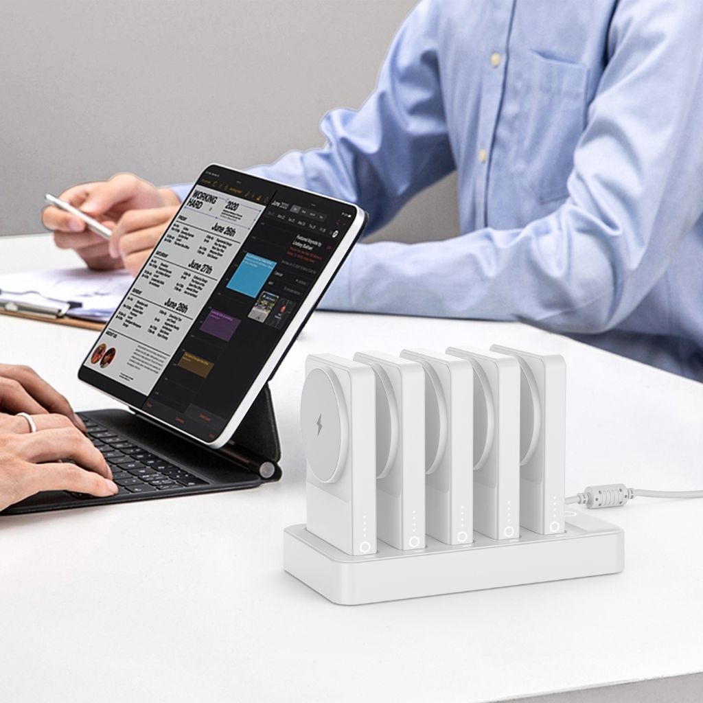 Multi MagBank Station